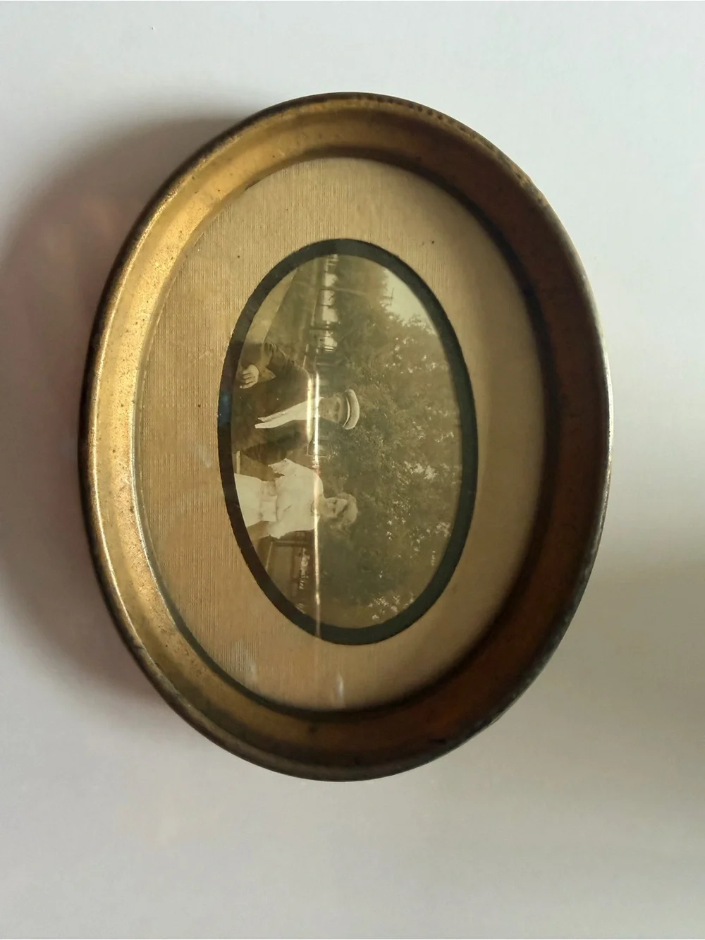 2 Antique Picture Frames